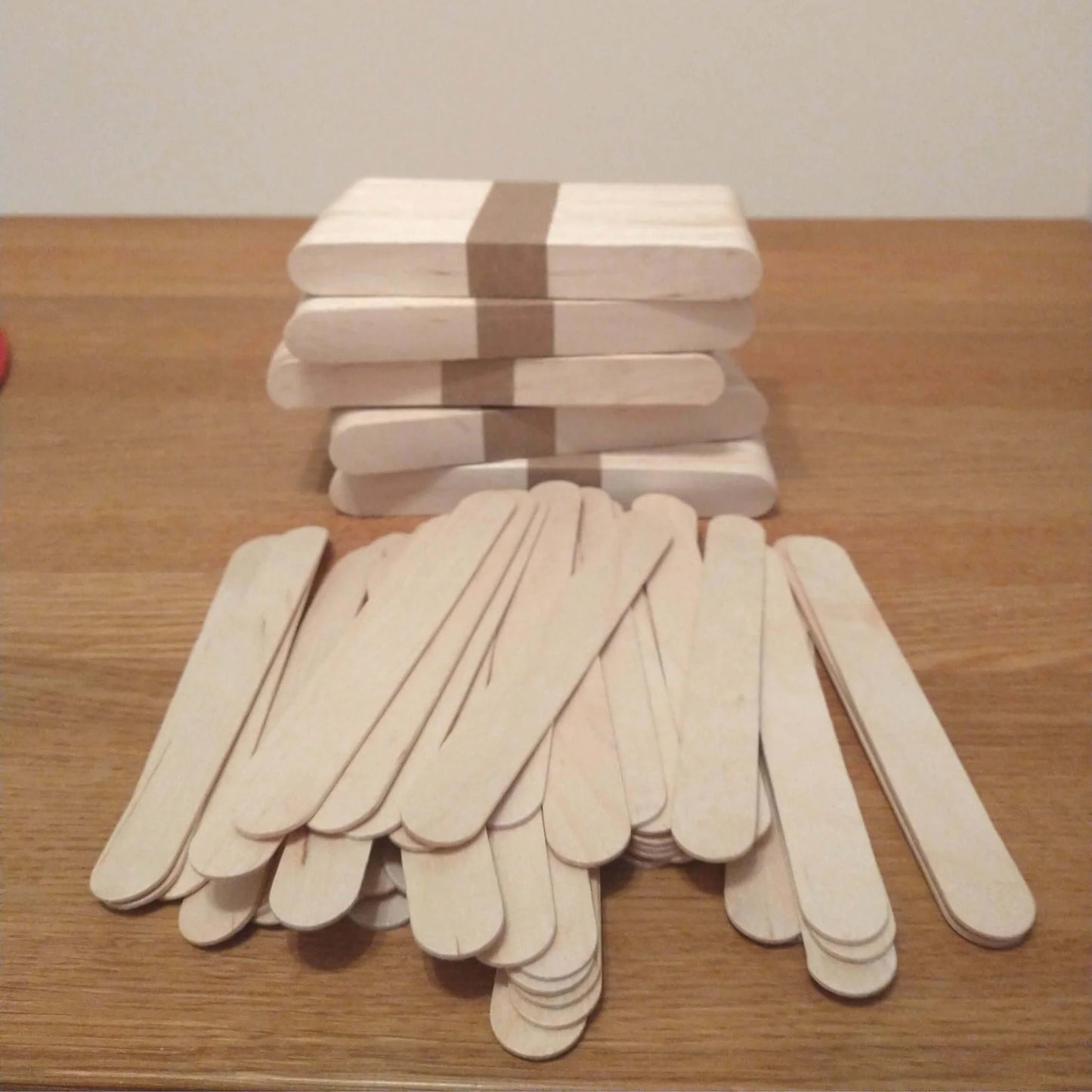 Bâtons de bois de bricolage Easy Ice-Sticks 1,8cm x 15cm, 50 pièces pour des idées créatives et des projets de décoration